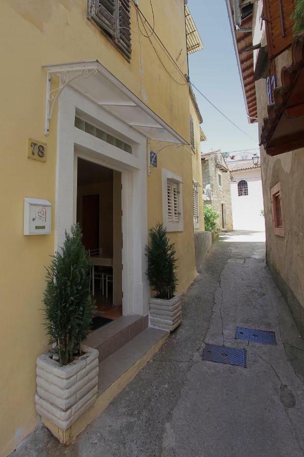 Tancabel Apartment